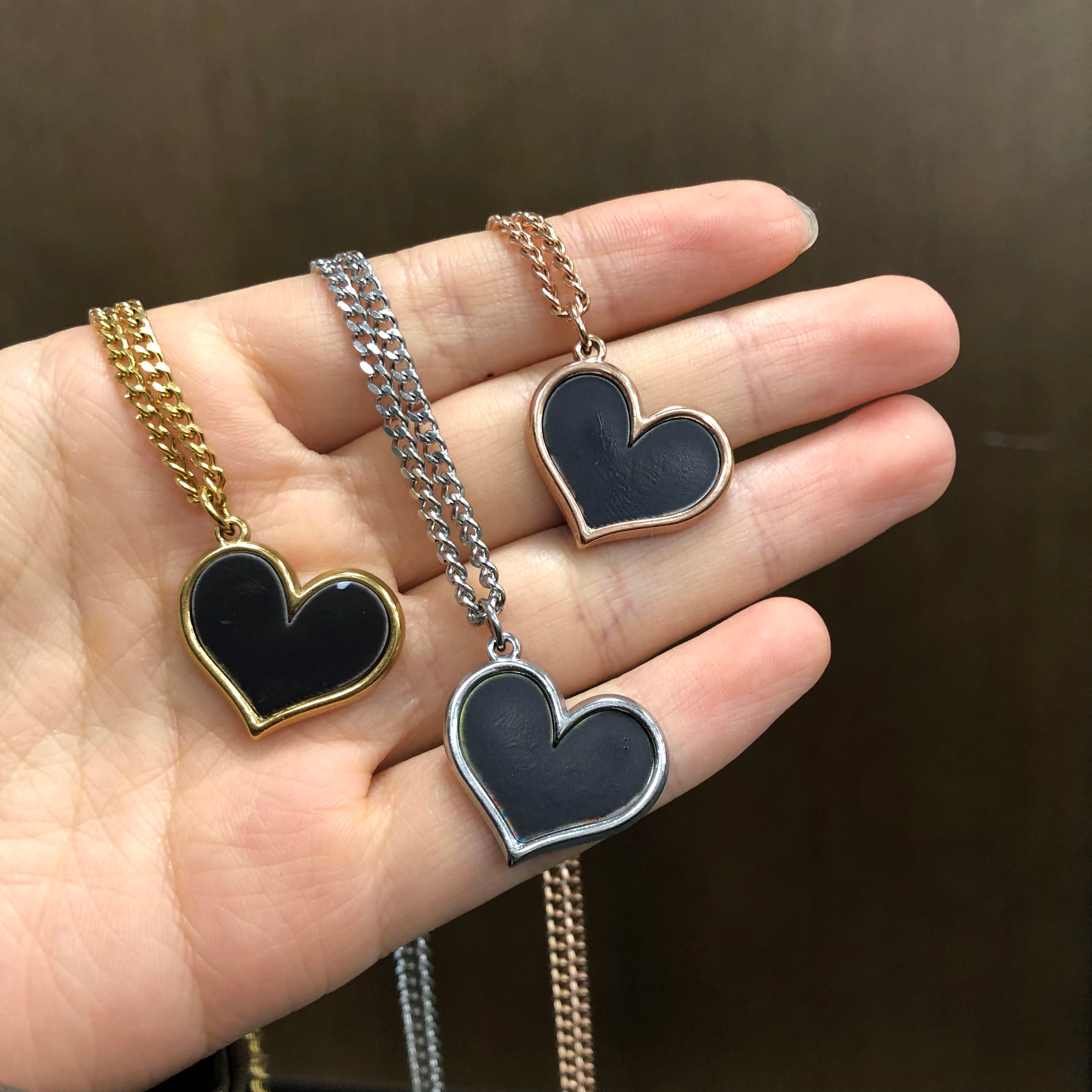 Personalized Heart Heat-Activated Magic Necklace with Hidden Picture